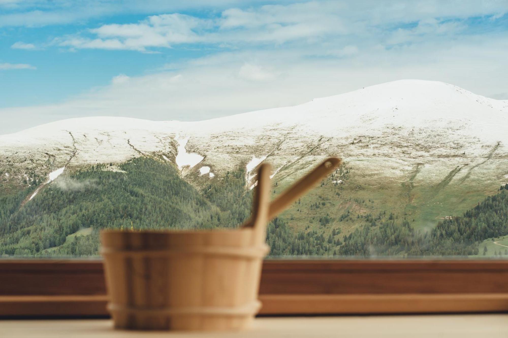 Hotel Hiasl Zirbenhuette Hochrindl Esterno foto