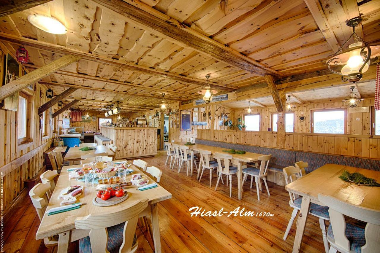Hotel Hiasl Zirbenhuette Hochrindl Esterno foto